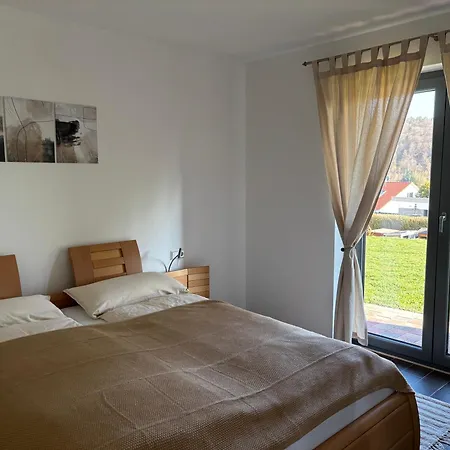 Gemütliche Mit Sonnenterrasse