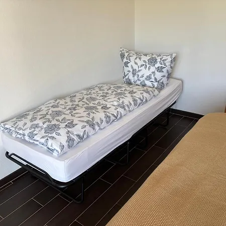 Gemütliche Mit Sonnenterrasse Schlitz