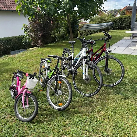 Gemuetliche Mit Sonnenterrasse Lejlighed