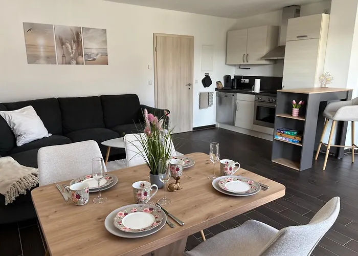 Gemuetliche Mit Sonnenterrasse Διαμέρισμα *