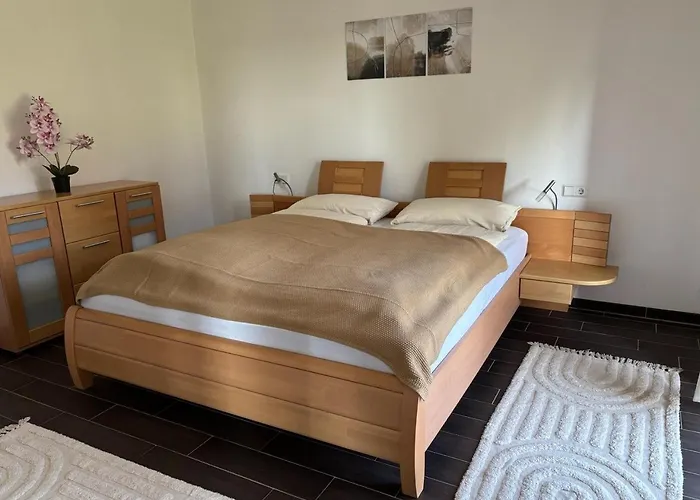 Gemuetliche Mit Sonnenterrasse Διαμέρισμα *