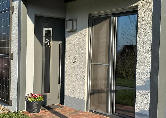 Gemuetliche Mit Sonnenterrasse Schlitz