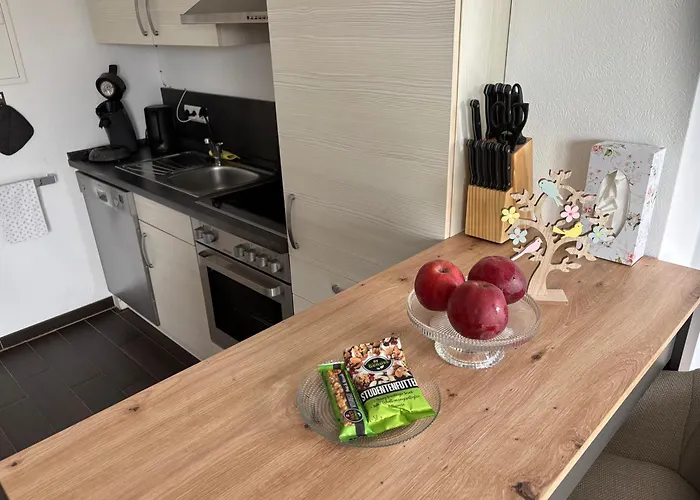 Gemuetliche Mit Sonnenterrasse Apartman Schlitz